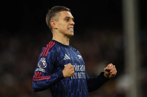 融期策略 莱昂德罗·特罗萨德是阿森纳的可靠先生，进球诀窍回报了米克尔·阿尔特塔的信任